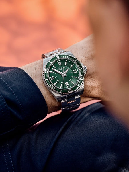 Meeste käekell Victorinox Maverick Large 241934 - Premiumkellad