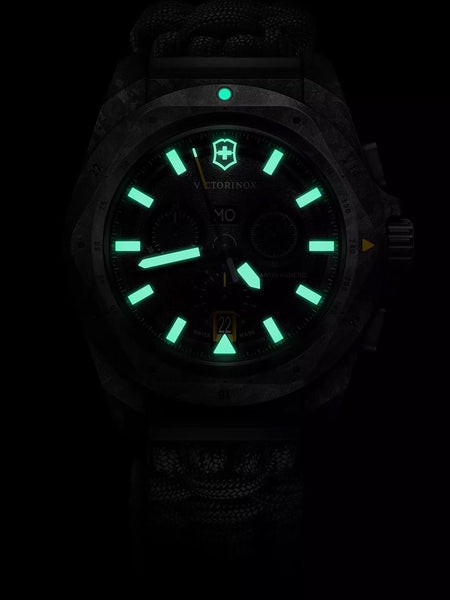 Meeste käekell Victorinox I.N.O.X Carbon Chronograph 241989.1 - Premiumkellad