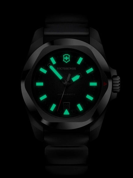 Meeste käekell Victorinox I.N.O.X. 242028 - Premiumkellad