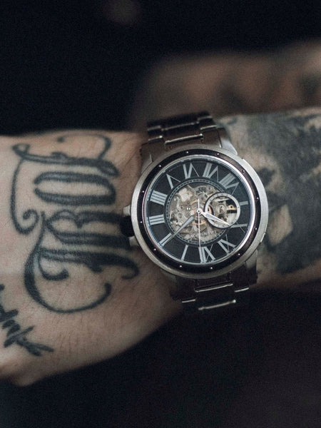 Meeste käekell Thomas Earnshaw Comet Open Heart Skeleton Limited ES-8243-22 - Premiumkellad