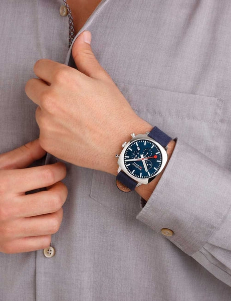 Meeste käekell Mondaine Grand Cushion MSL.41440.LD.SET