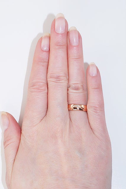 Kullast abielusõrmus #1100543(Au-R)_CZ, Punane Kuld 585°, Tsirkonid - Premiumkellad